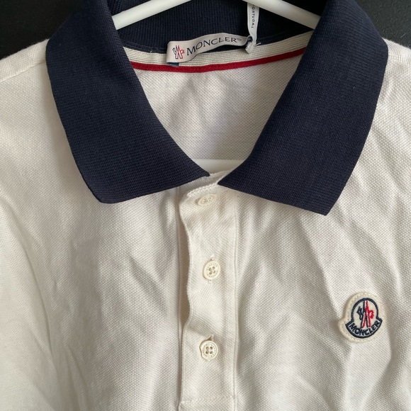Moncler White Polo Shirt with Navy Collar, Kids size 8 - Picture 3 of 8